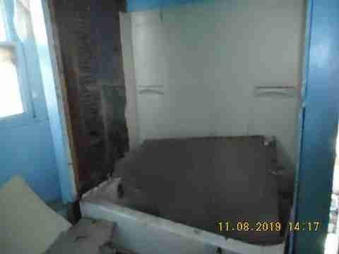 2251 Highland (37)_m.jpg